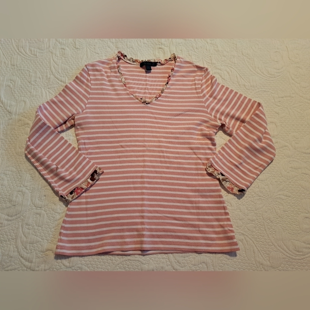 Boden women's size 4 3/4 sleve pink & white stripe with floral trim shirt VGUC